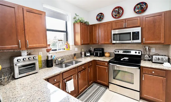 $2,900 | 23480 Southwest 113th Avenue, Unit 23480, Homestead, FL 33032