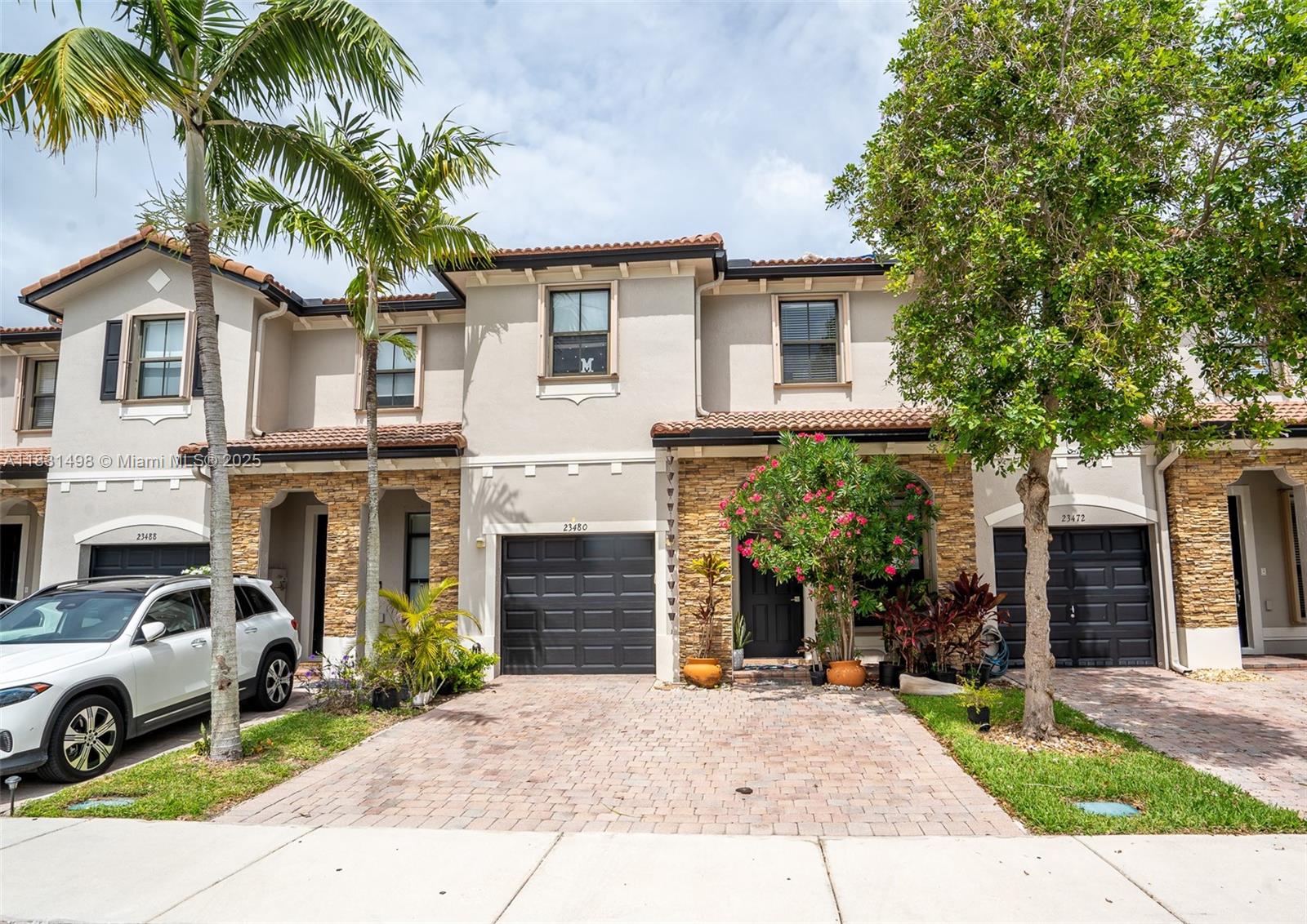 23480 Southwest 113th Avenue, Unit 23480 Homestead, FL 33032 - Photo 7 of 43