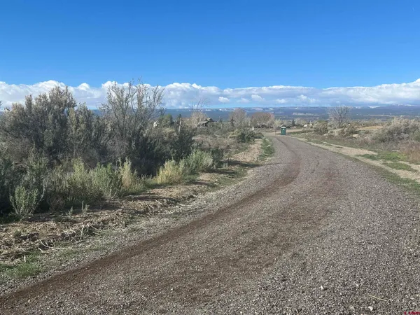 $479,000 | 2817 Glen Oak Drive, Montrose, CO 81401