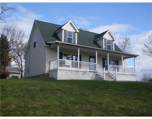 1943 Bakerstown Road Tarentum, PA 15084 - Photo 1 of 7 Exterior Front.
