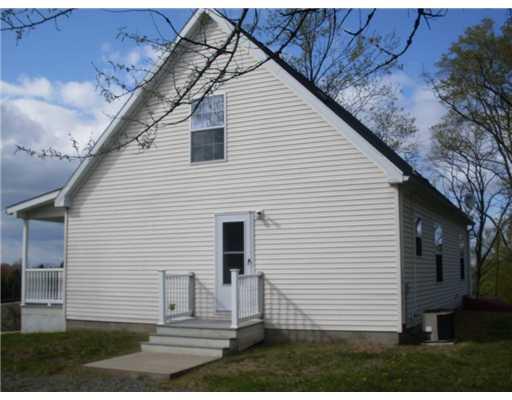 1943 Bakerstown Road Tarentum, PA 15084 - Photo 2 of 7 Exterior Front.