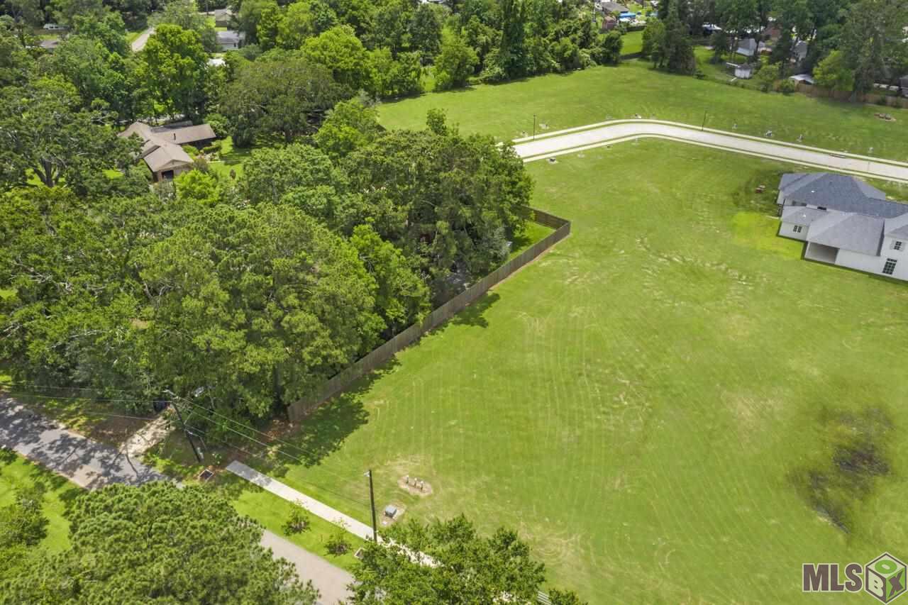 9560 West Inniswold Road Baton Rouge, LA 70809 - Photo 3 of 5