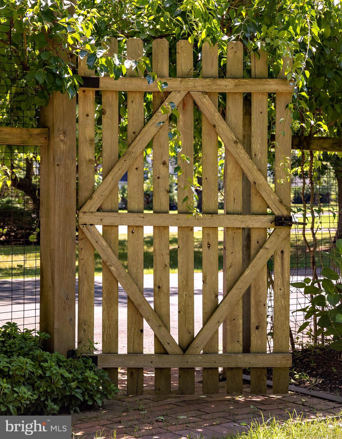 198 Penn View Drive Pennington, NJ 08534 - Photo 26 of 35