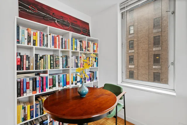 $618,000 | 145 East 48th Street, Unit 14B | Midtown East