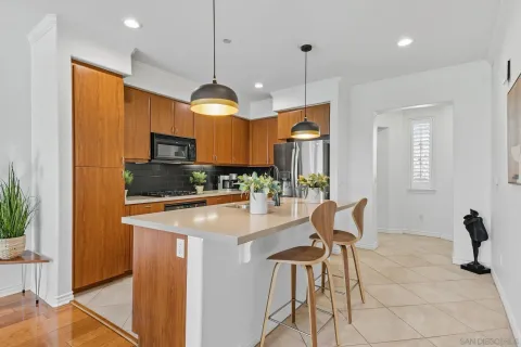 $789,000 | 8355 Station Village Lane, Unit 4417, San Diego, CA 92108