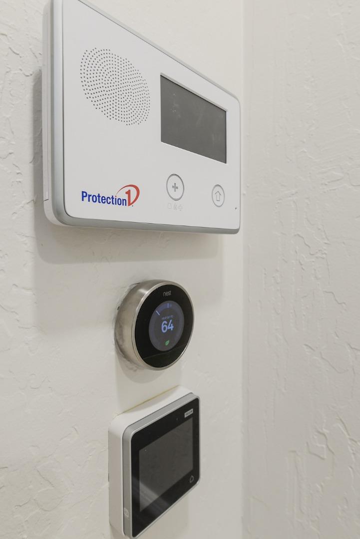 1445 Meadow Lane Mountain View, CA 94040 - Photo 16 of 33 a close up view of a washer and dryer