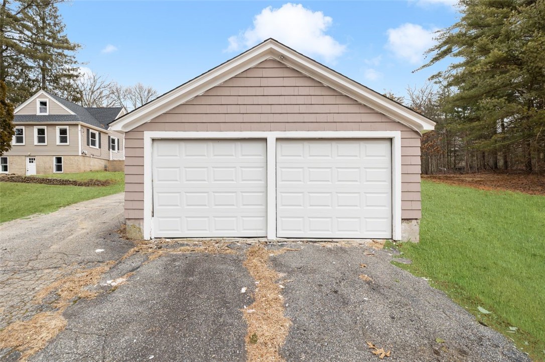 1883 Flat River Road Coventry, RI 02816 - Photo 38 of 49