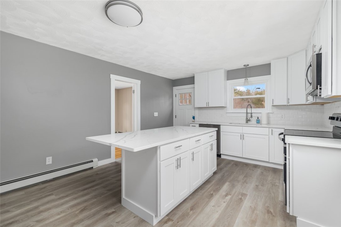 1883 Flat River Road Coventry, RI 02816 - Photo 6 of 49