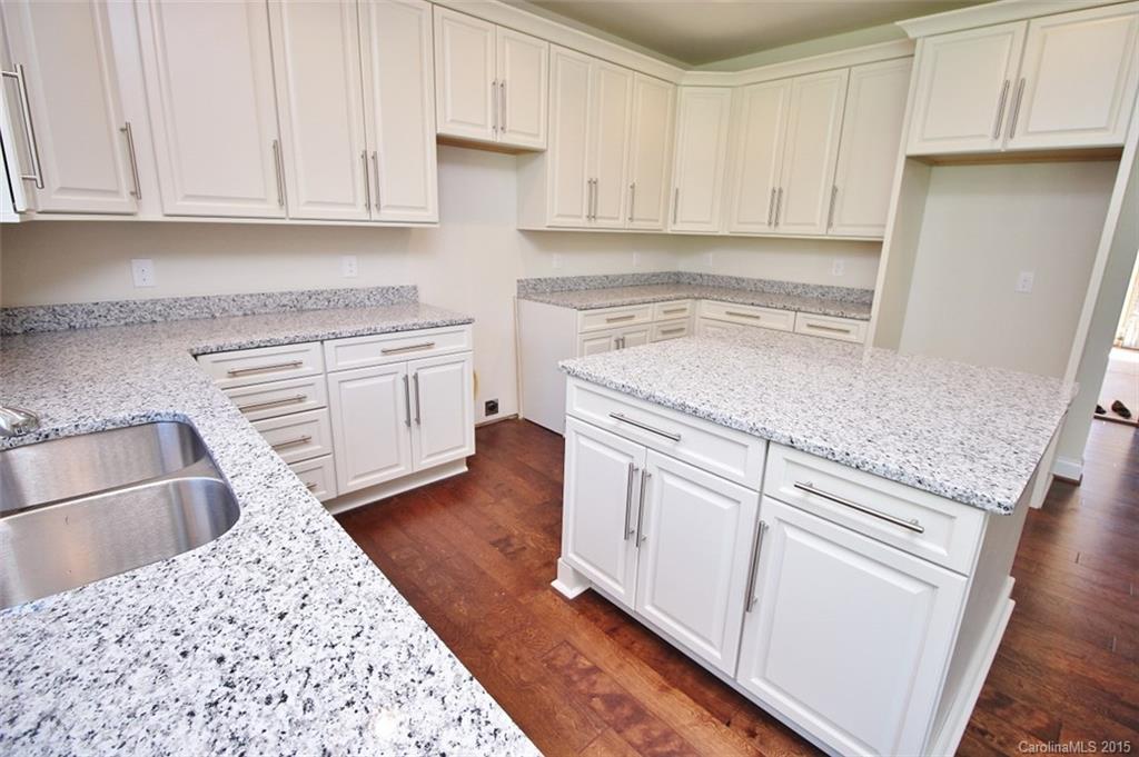 3072 Glenmoor Road York, SC 29745 - Photo 6 of 24 Gallery Image 6