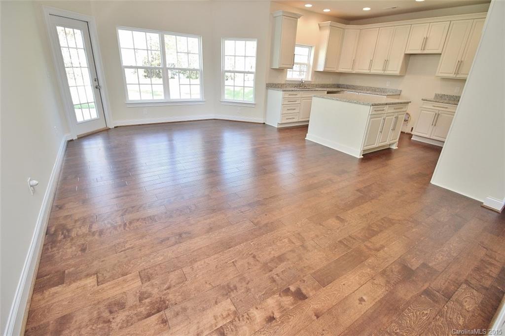 3072 Glenmoor Road York, SC 29745 - Photo 10 of 24 Gallery Image 10