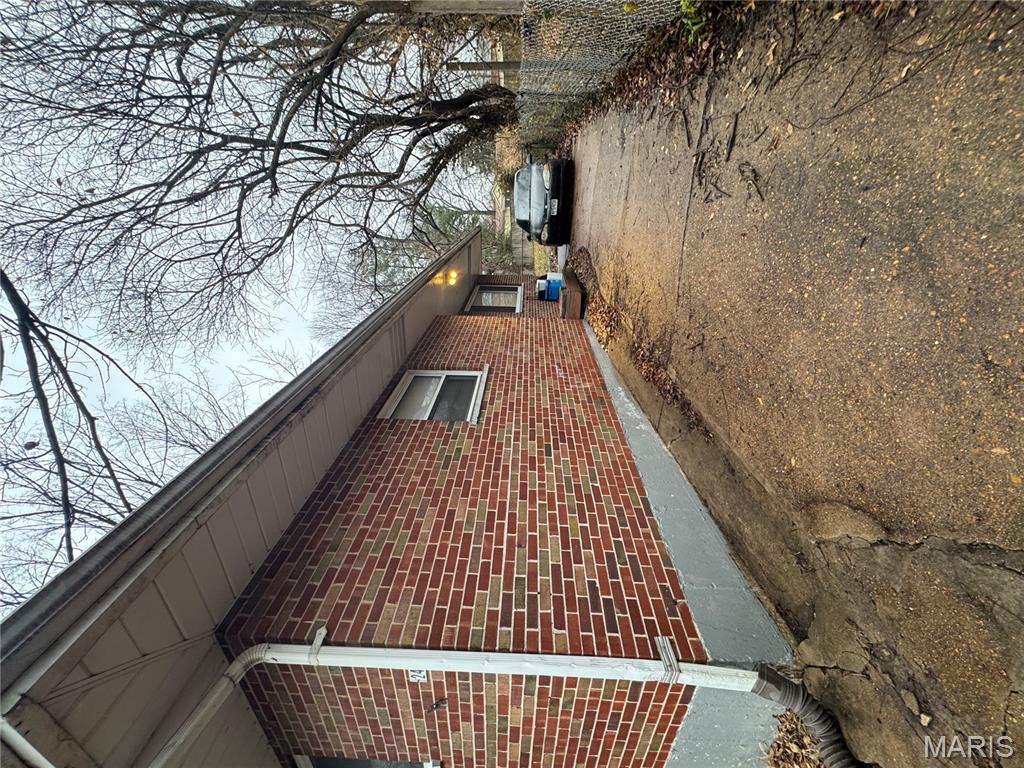 243 Chambers Road St. Louis, MO 63137 - Photo 2 of 9