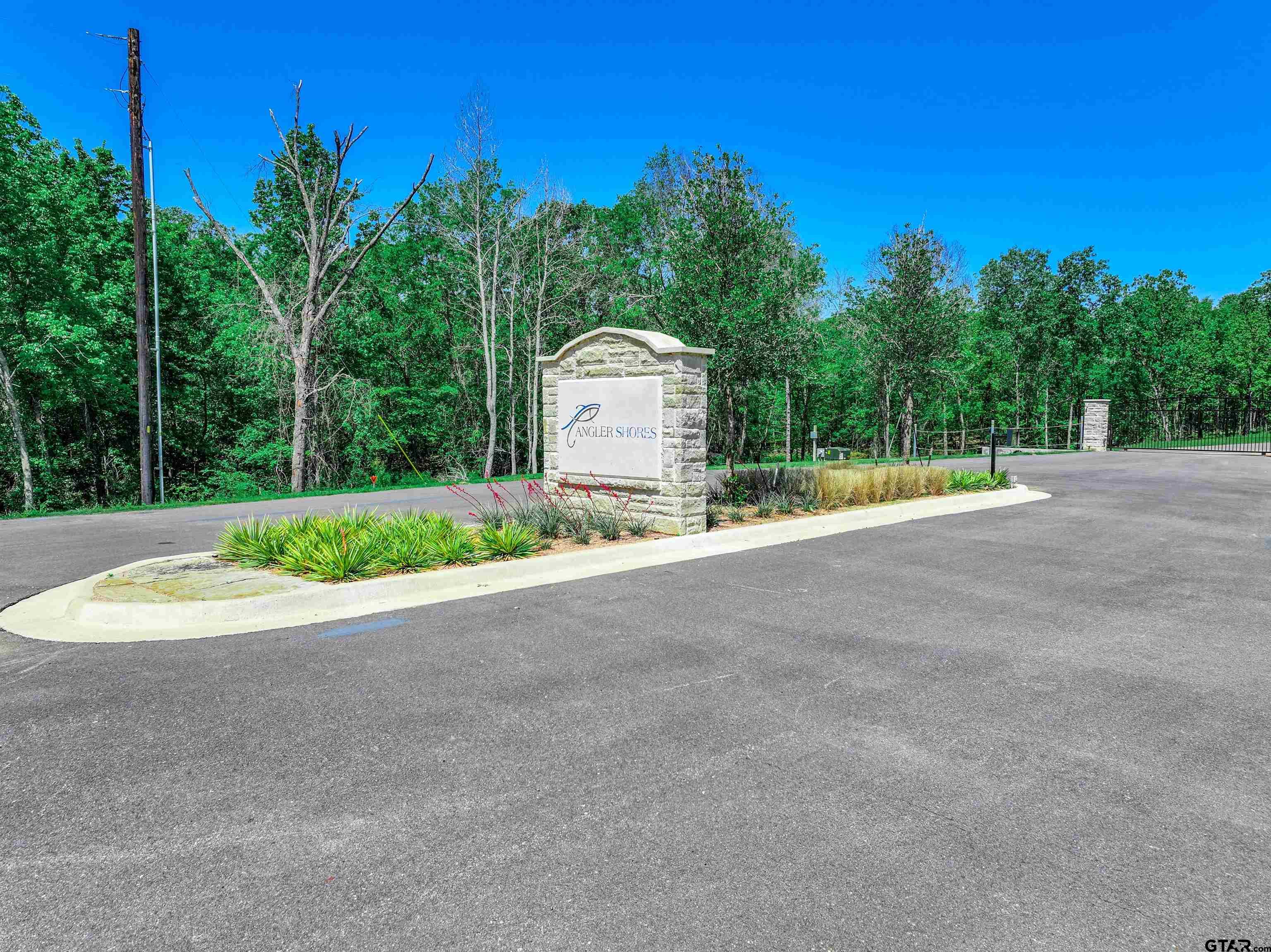 5862 Yantis Tx 75497 Yantis, TX 75497 - Photo 22 of 23 a view of a house with a backyard