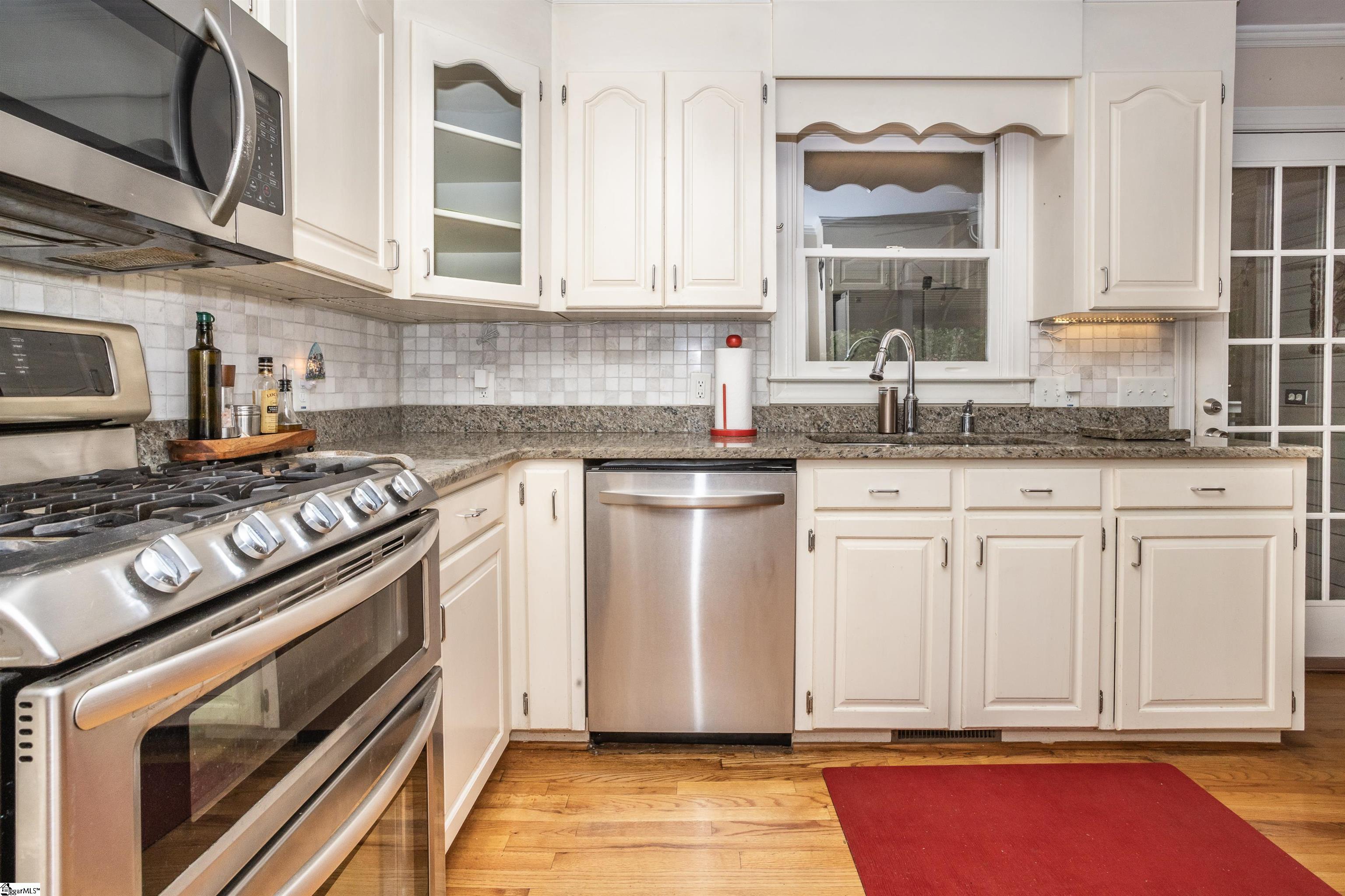 232 Hardwood Road Greenville, SC 29607 - Photo 11 of 36
