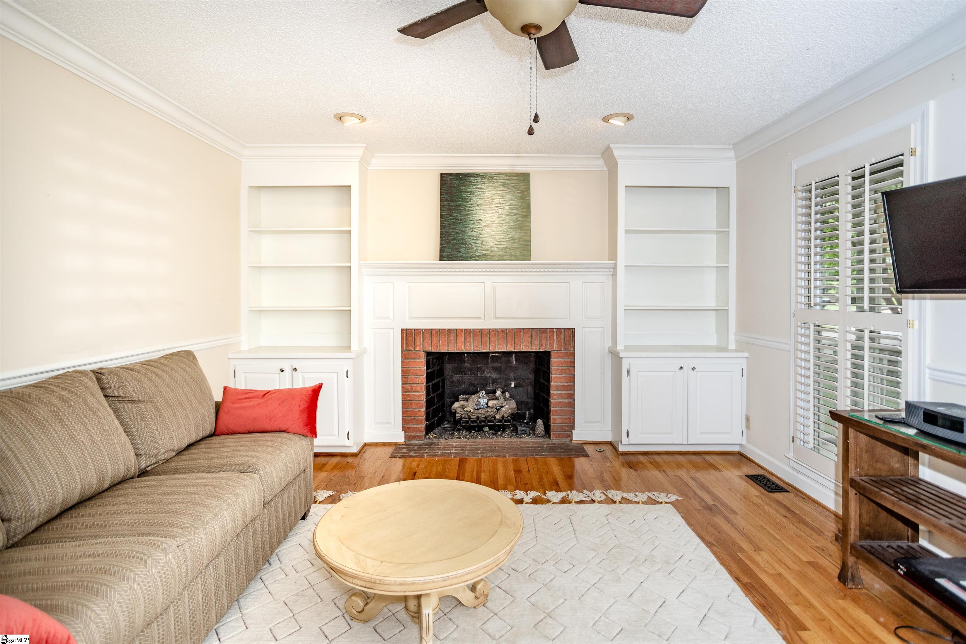 232 Hardwood Road Greenville, SC 29607 - Photo 6 of 36