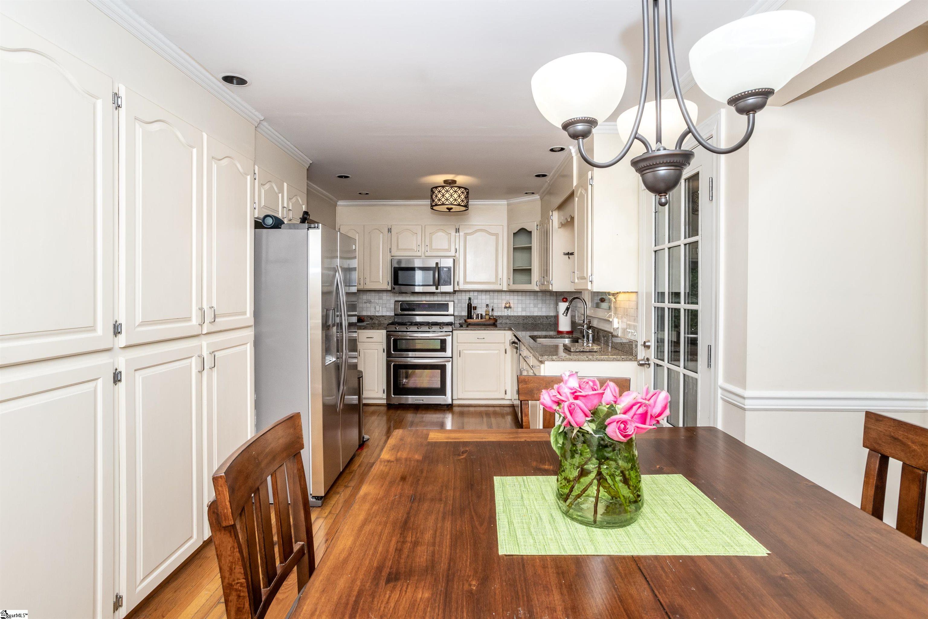 232 Hardwood Road Greenville, SC 29607 - Photo 9 of 36