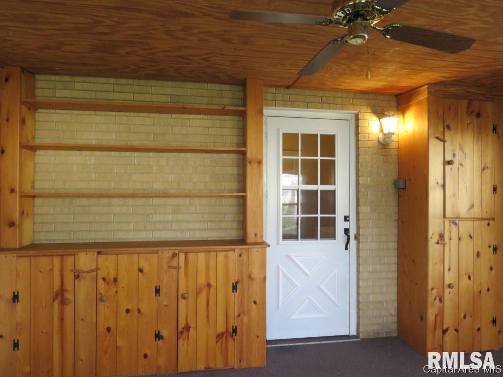 2705 Queensway Road Springfield, IL 62703 - Photo 21 of 30