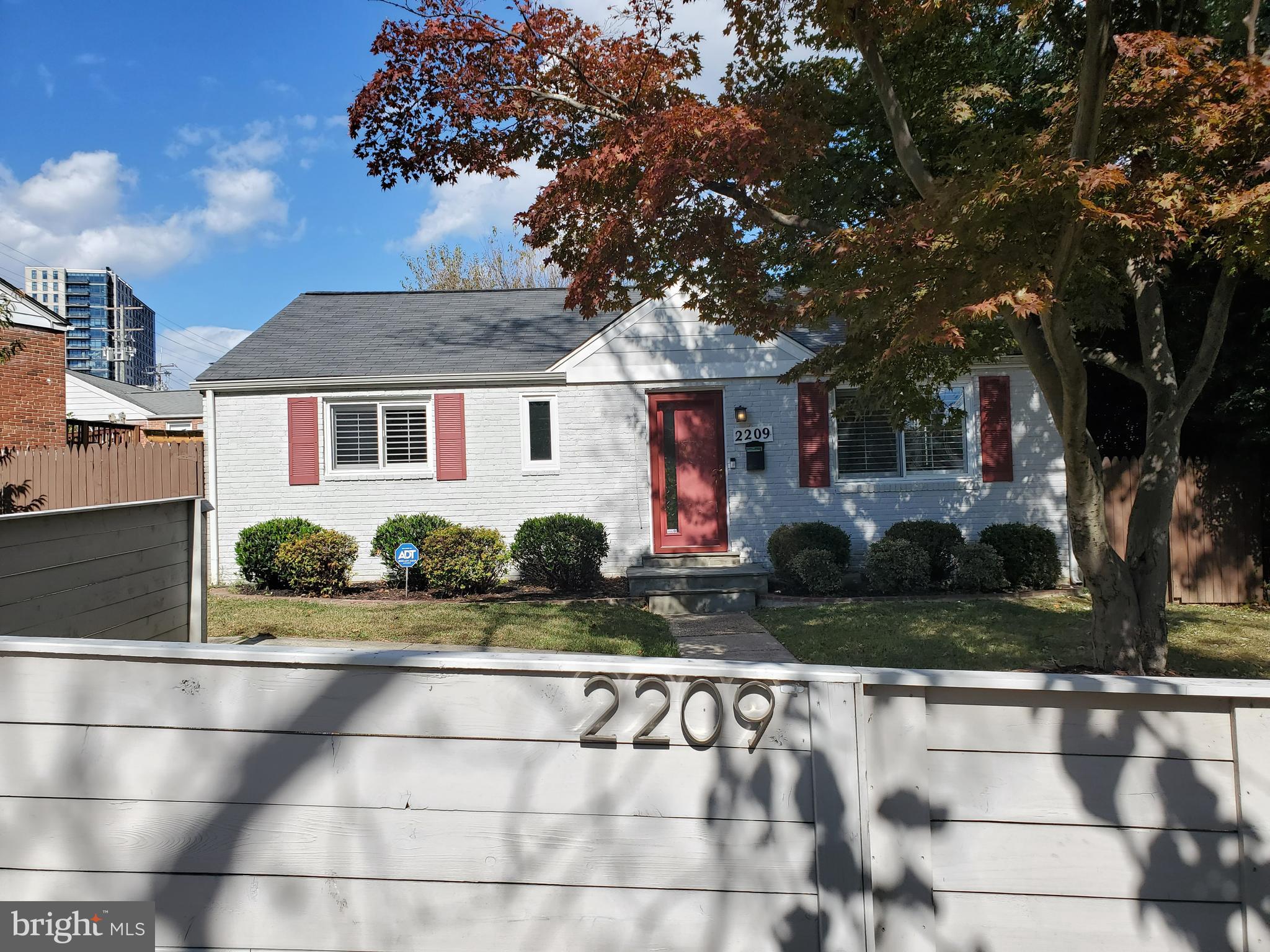 2209 Prichard Road Silver Spring, MD 20902 - Photo 2 of 26 Front yard fence