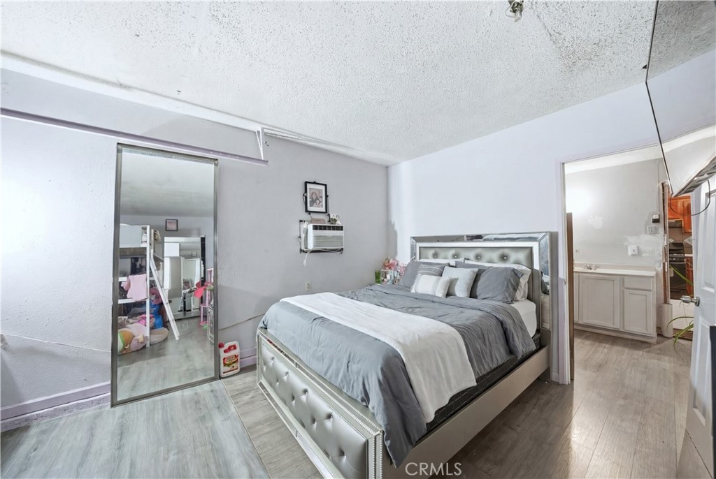 1230 Arthur Avenue Riverside, CA 92501 - Photo 19 of 37 Digitally Decluttered