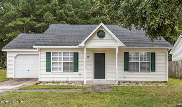 $1,600 | 105 Providence Drive, Jacksonville, NC 28546