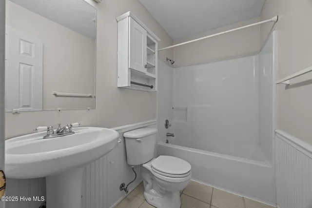 $1,600 | 105 Providence Drive, Jacksonville, NC 28546