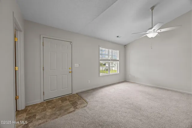 $1,600 | 105 Providence Drive, Jacksonville, NC 28546