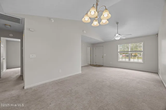 $1,600 | 105 Providence Drive, Jacksonville, NC 28546