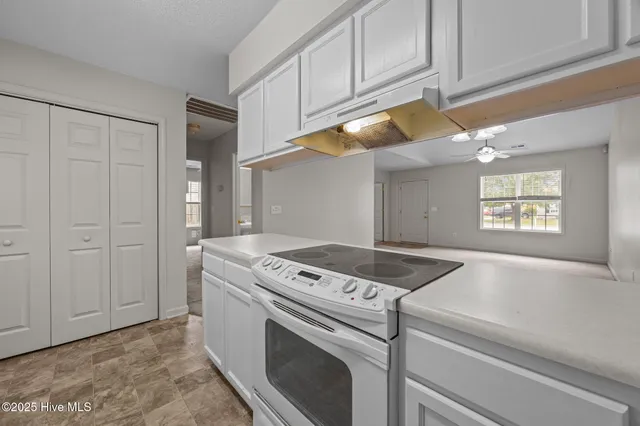 $1,600 | 105 Providence Drive, Jacksonville, NC 28546