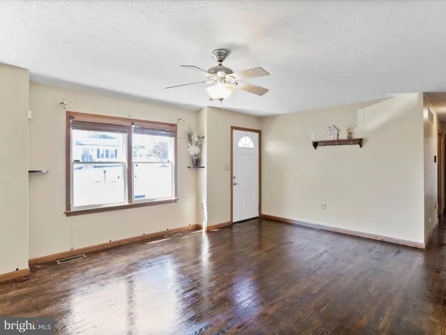 $279,900 | 1191 Candice Lane, Chambersburg, PA 17201