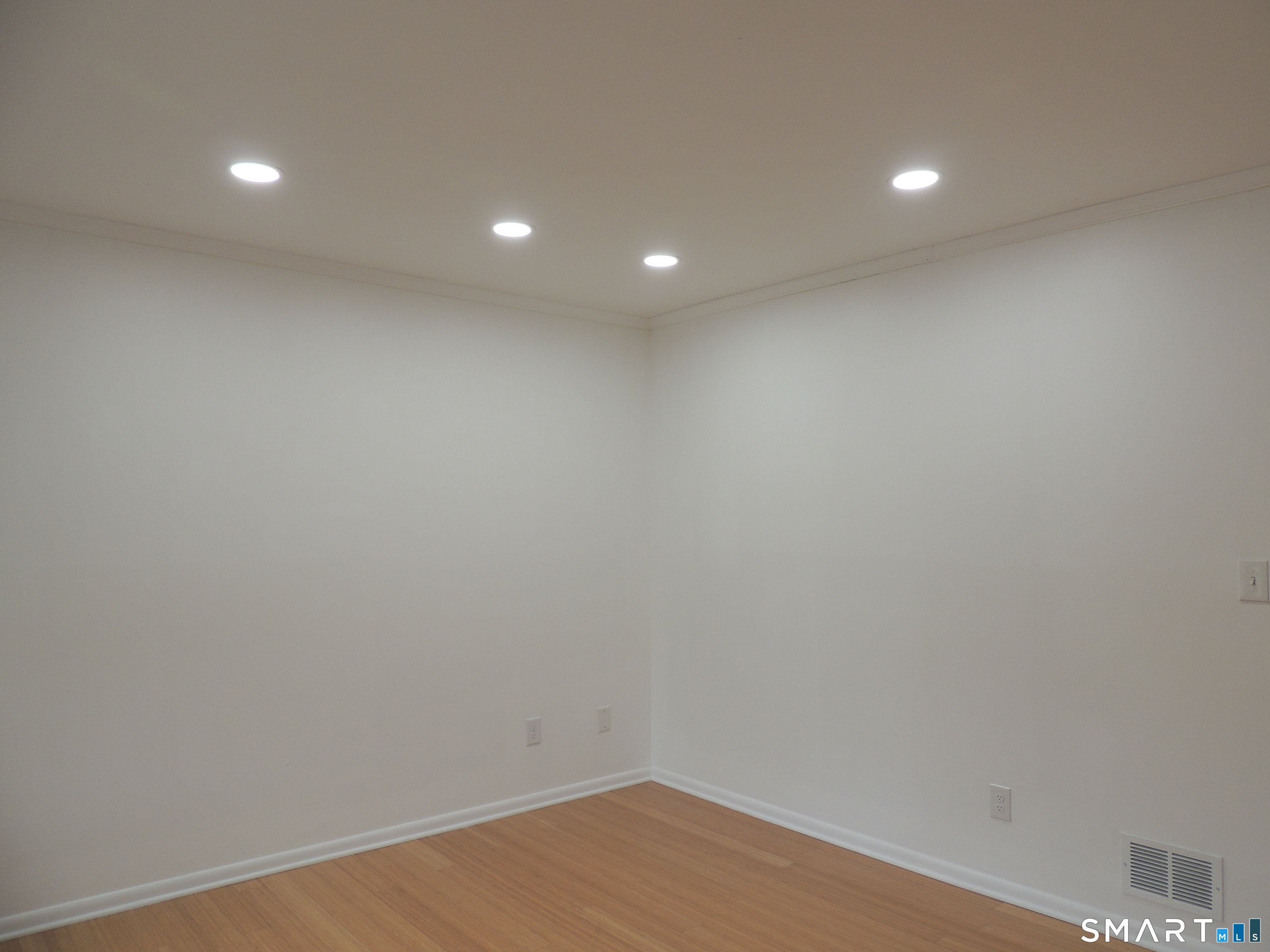 241 Branford Road, Unit 256 North Branford, CT 06471 - Photo 19 of 37