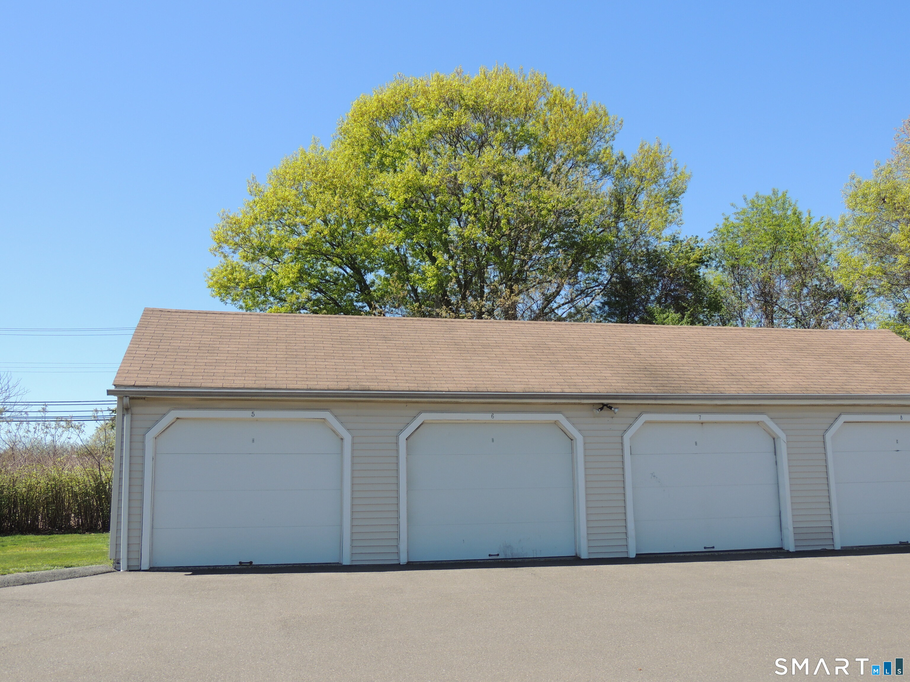 241 Branford Road, Unit 256 North Branford, CT 06471 - Photo 4 of 37 Detached garage