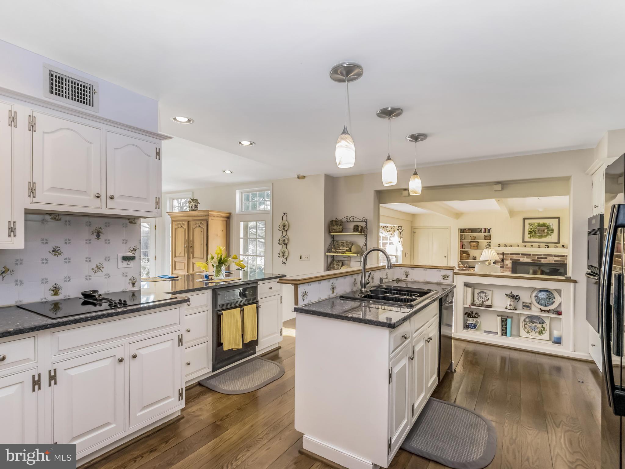 600 Brintons Bridge Road West Chester, PA 19382 - Photo 17 of 49 Kitchen