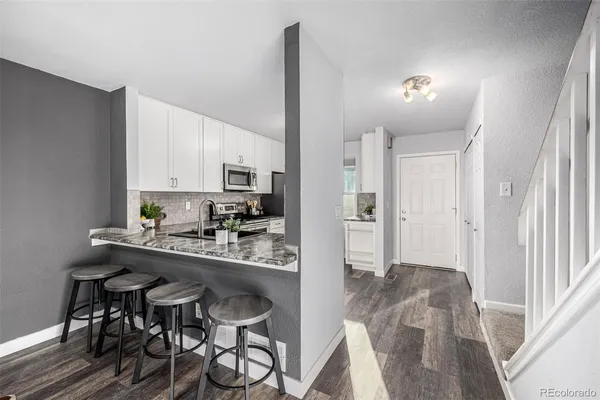 $379,999 | 10537 West Maplewood Drive, Unit C, Littleton, CO 80127