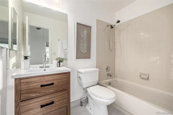 $379,999 | 10537 West Maplewood Drive, Unit C, Littleton, CO 80127
