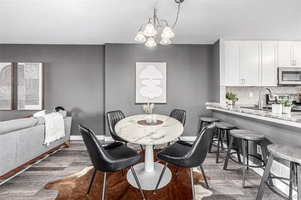 $379,999 | 10537 West Maplewood Drive, Unit C, Littleton, CO 80127