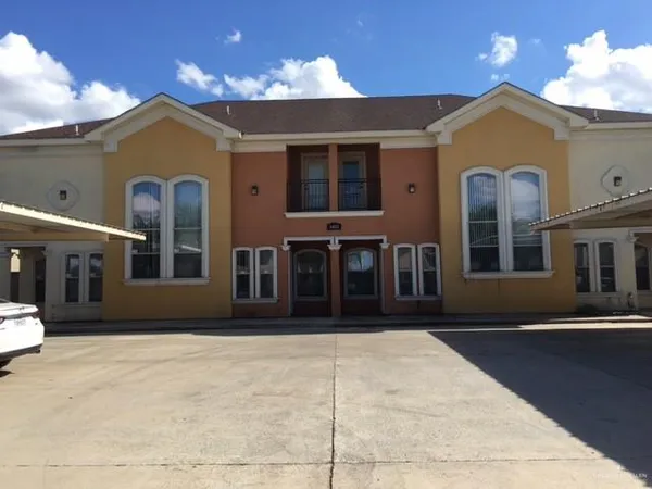 $1,100 | 1403 West Fig Avenue, Pharr, TX 78577