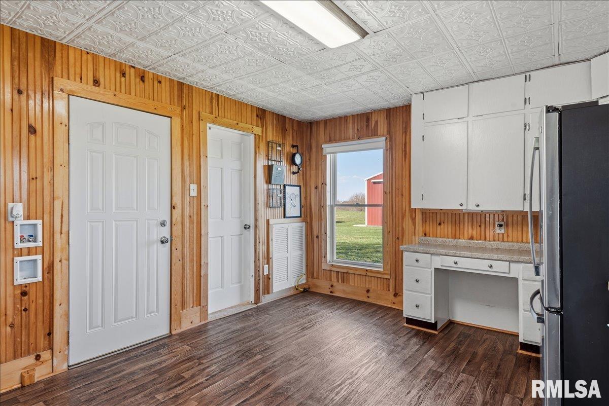 35623 Davis Road Virden, IL 62690 - Photo 15 of 42