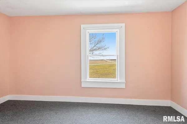 $225,000 | 35623 Davis Road, Virden, IL 62690