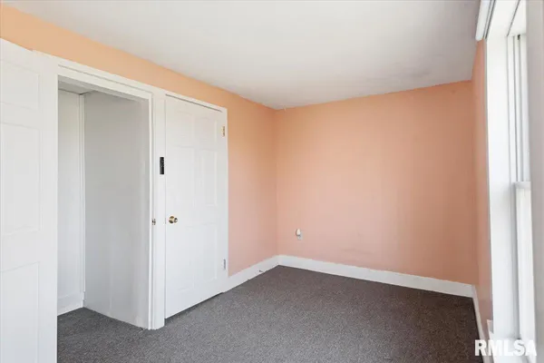 $225,000 | 35623 Davis Road, Virden, IL 62690