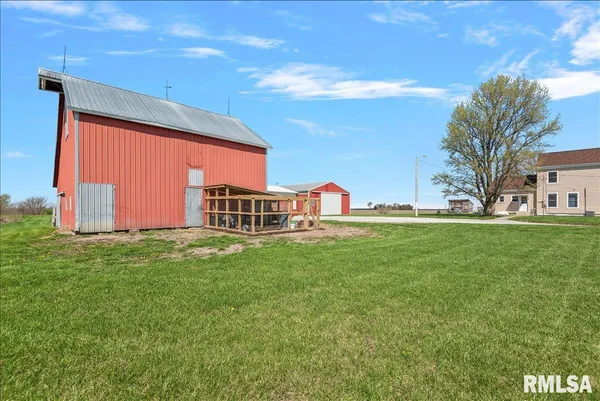 $225,000 | 35623 Davis Road, Virden, IL 62690