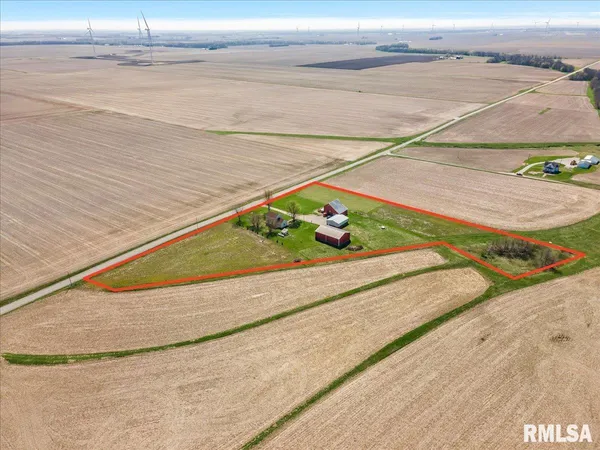 $225,000 | 35623 Davis Road, Virden, IL 62690