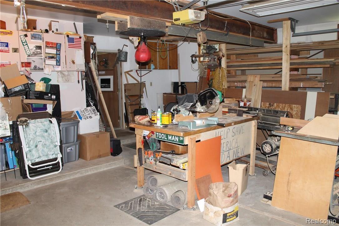 12142 County Line Road Ortonville, MI 48462 - Photo 30 of 33 IMG_0795.JPG