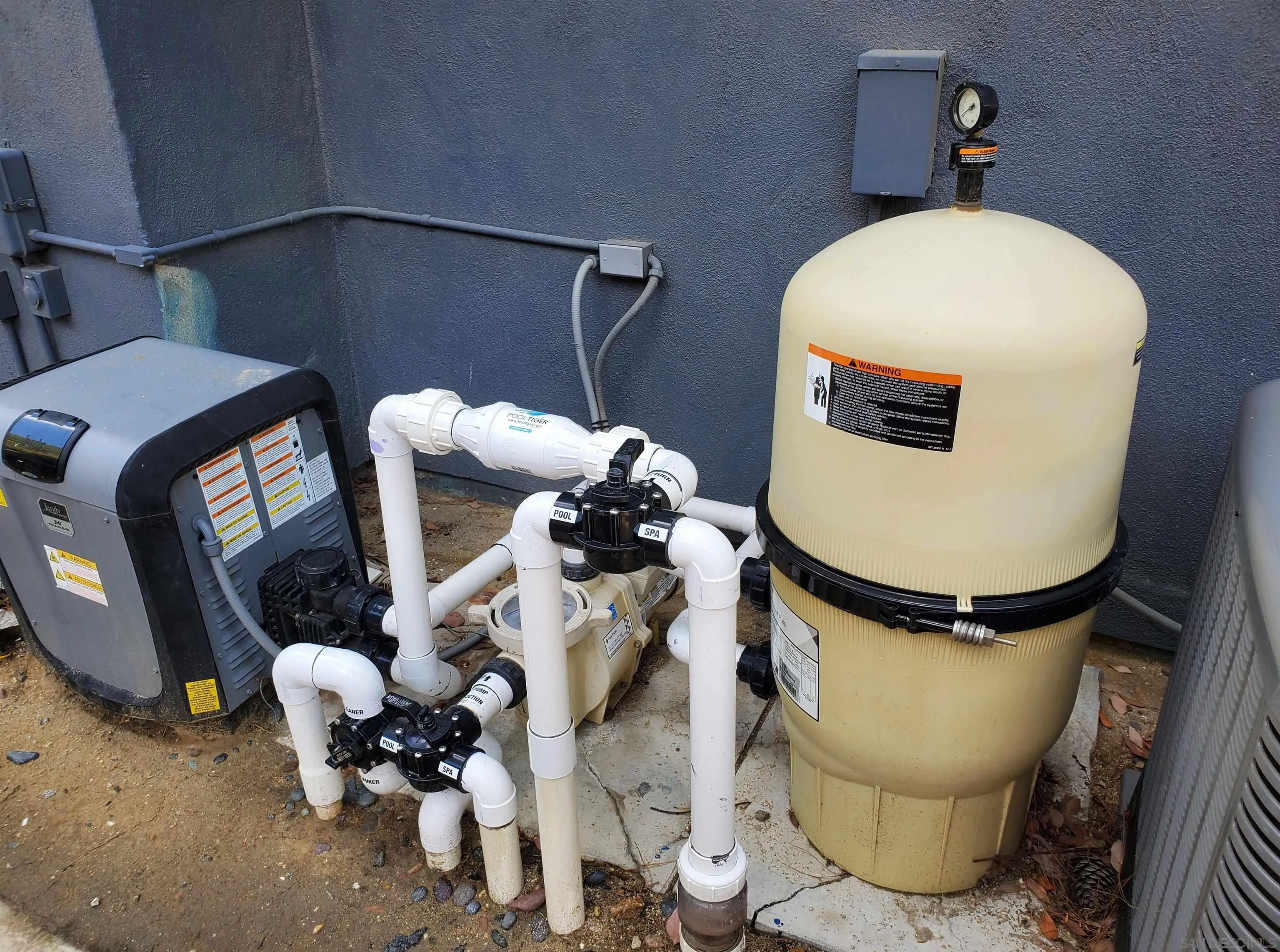 44028 Highlander Drive Temecula, CA 92592 - Photo 18 of 22