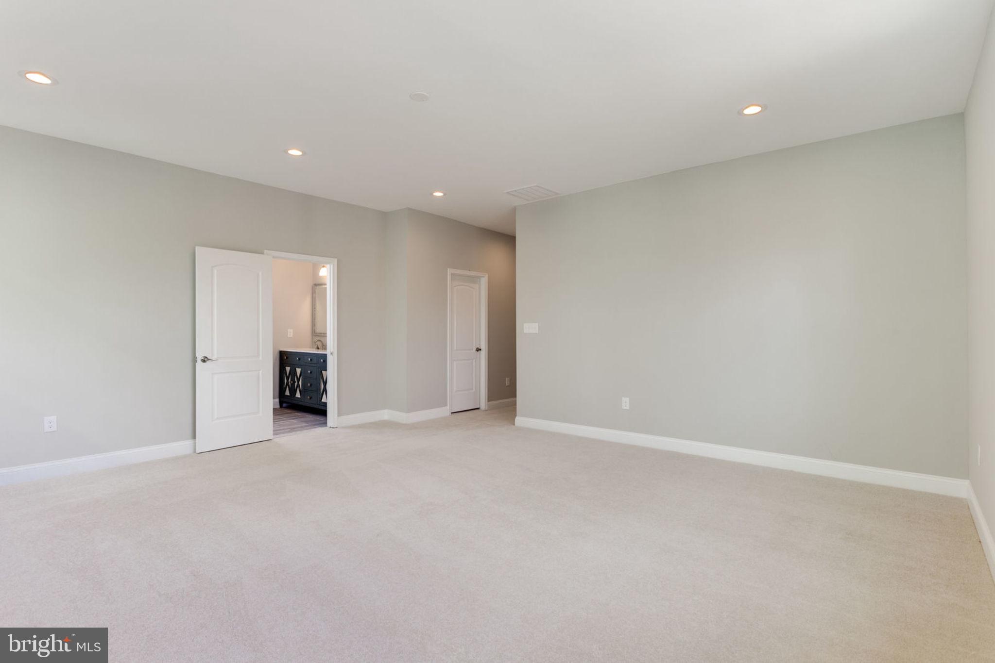 2001 Griffith Road Falls Church, VA 22043 - Photo 31 of 37 Gallery Image 31