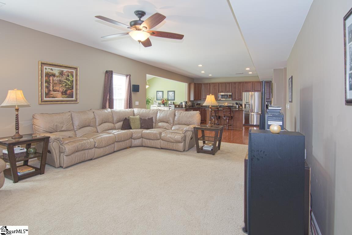 9 Chestatee Court Simpsonville, SC 29680 - Photo 19 of 36 Gallery Image 19