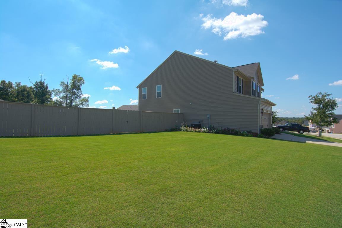 9 Chestatee Court Simpsonville, SC 29680 - Photo 4 of 36 Gallery Image 4