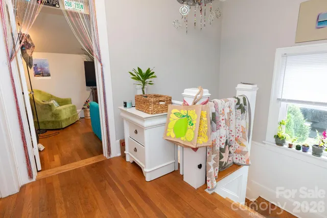 $650,000 | 16 Gracelyn Road, Asheville, NC 28804