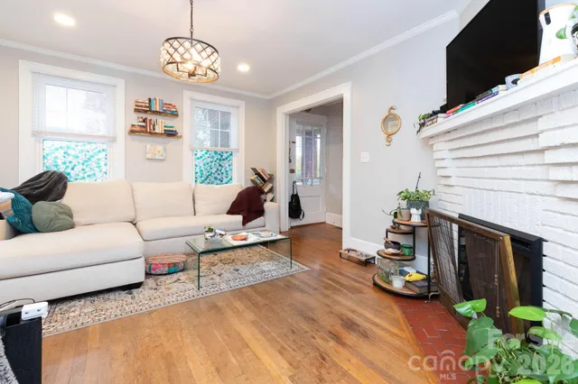 $650,000 | 16 Gracelyn Road, Asheville, NC 28804