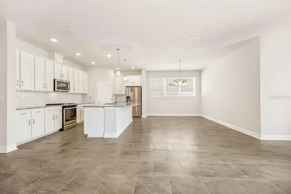 $2,700 | 13891 Kingfisher Glen Drive, Lithia, FL 33547