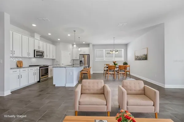 $2,700 | 13891 Kingfisher Glen Drive, Lithia, FL 33547