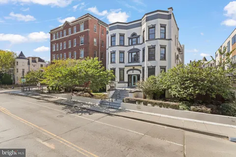 a view of a city street sign